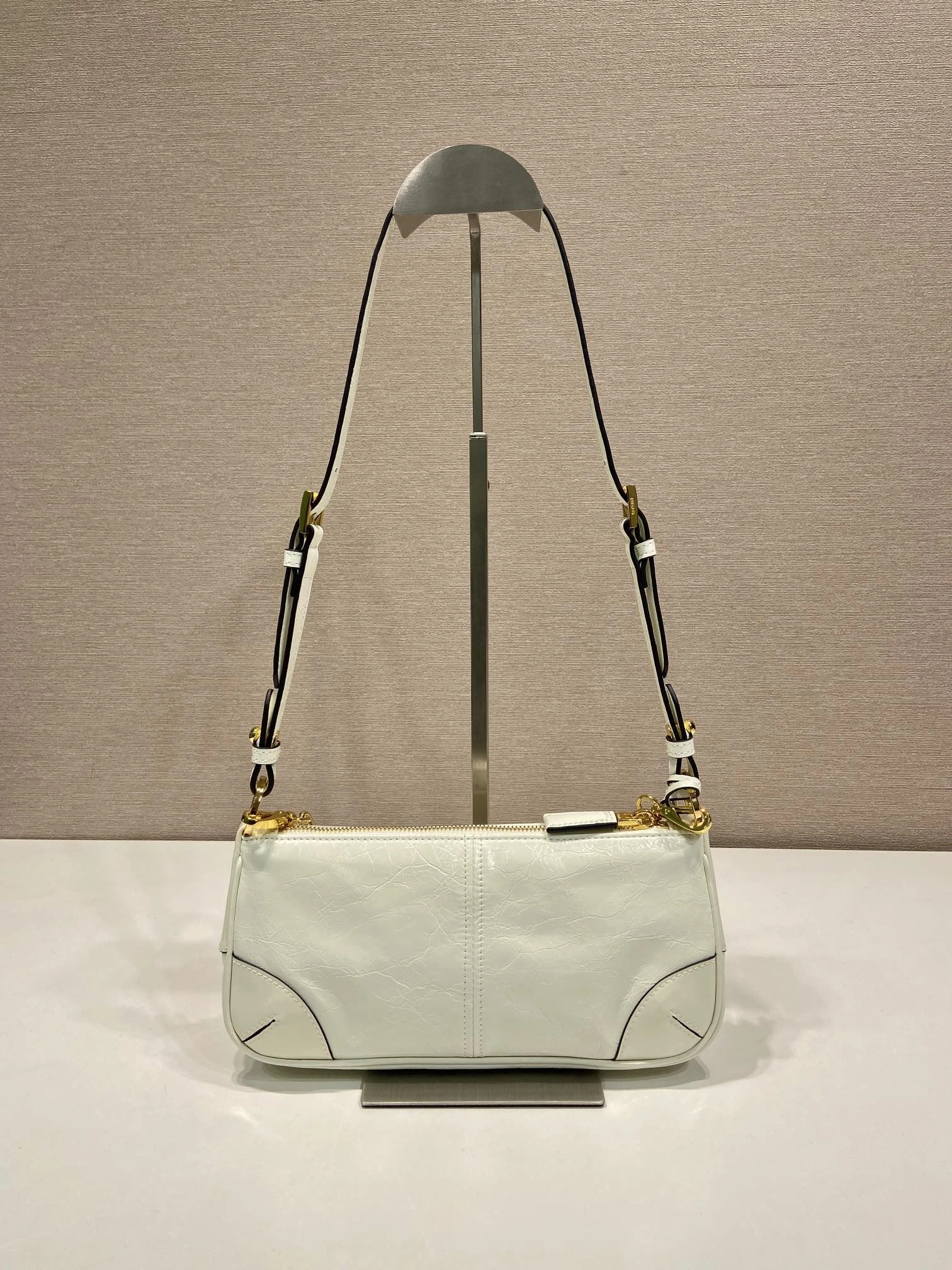 Prada Top Handle Bags 4099A-0697