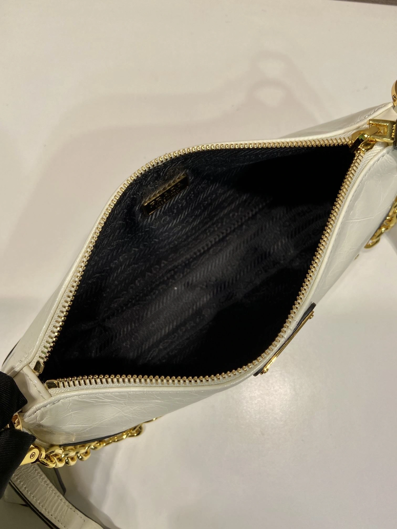 Prada Top Handle Bags 4099A-0697