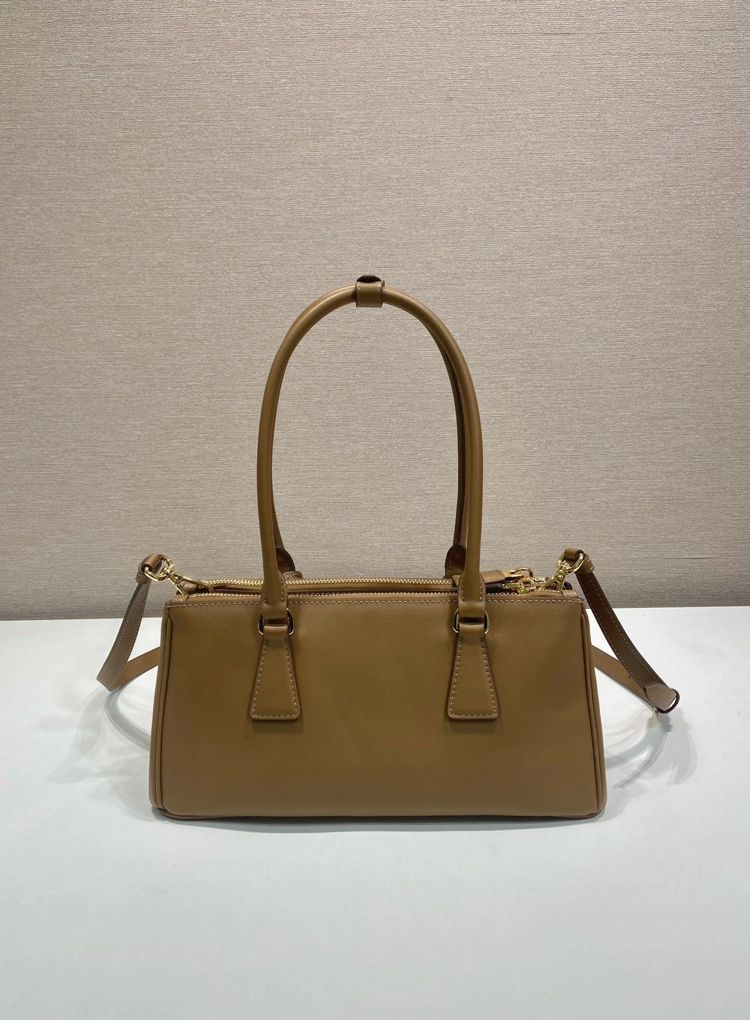 Prada Top Handle Bags 4099A-0702