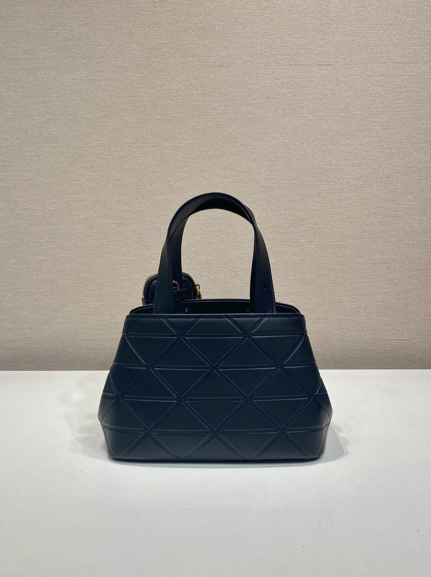 Prada Top Handle Bags 4099A-0706