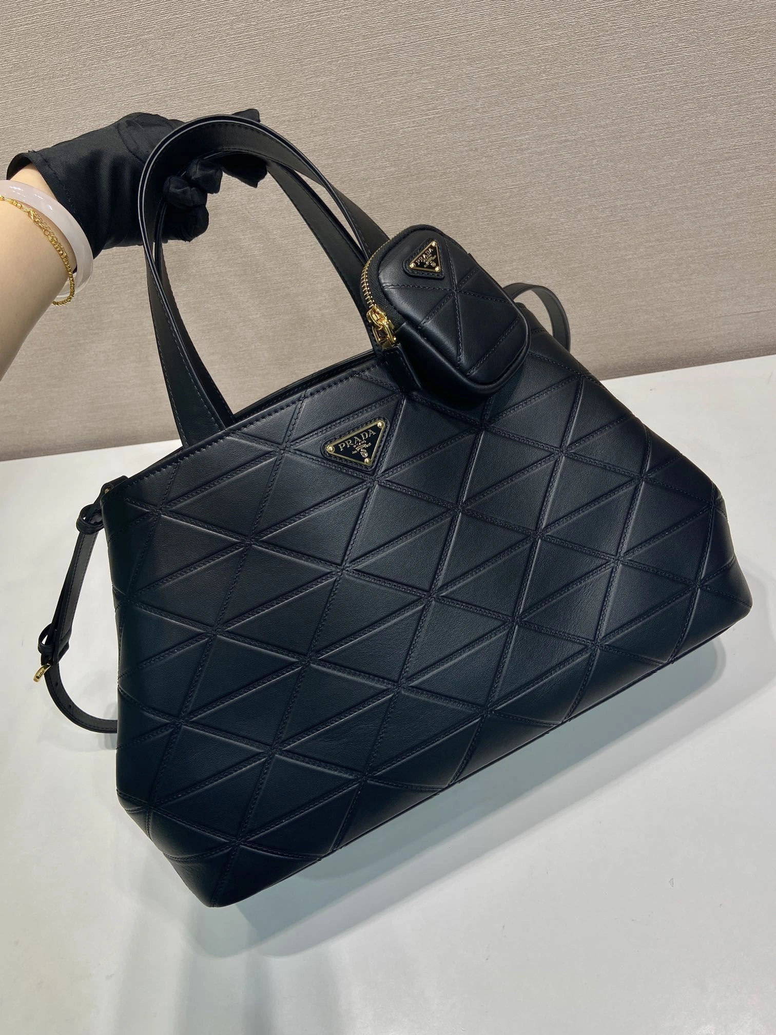 Prada Top Handle Bags 4099A-0708