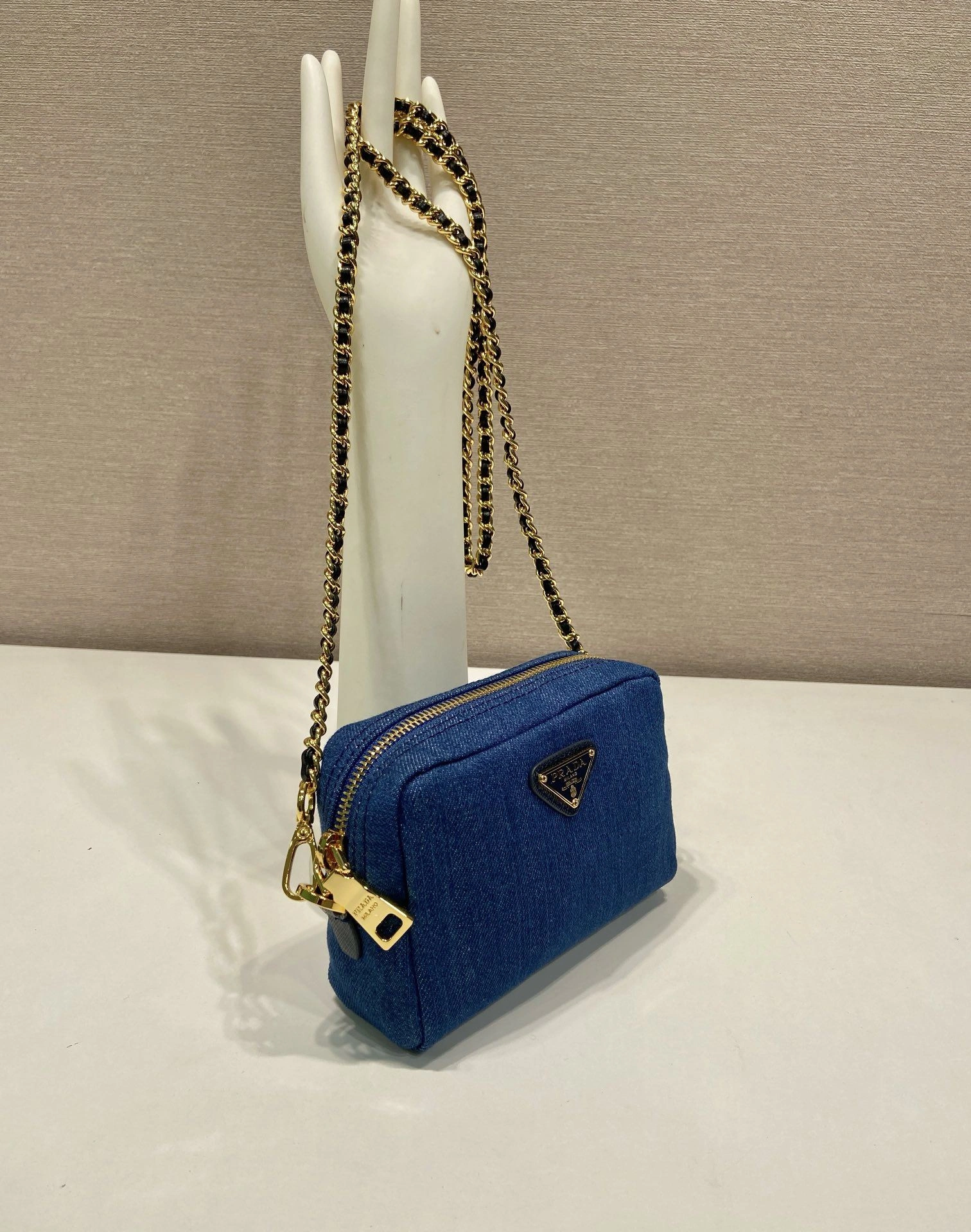 Prada Top Handle Bags 4099A-0712