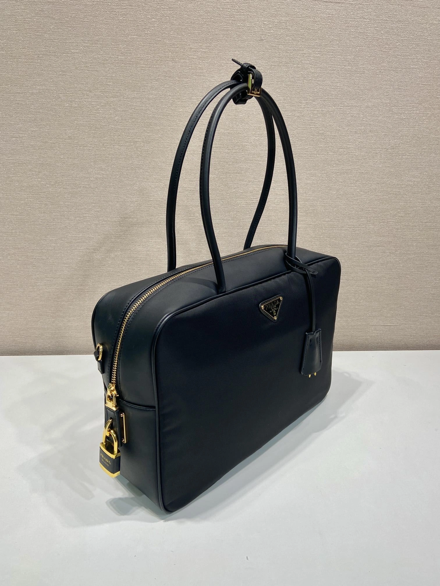 Prada Top Handle Bags 4099A-0718