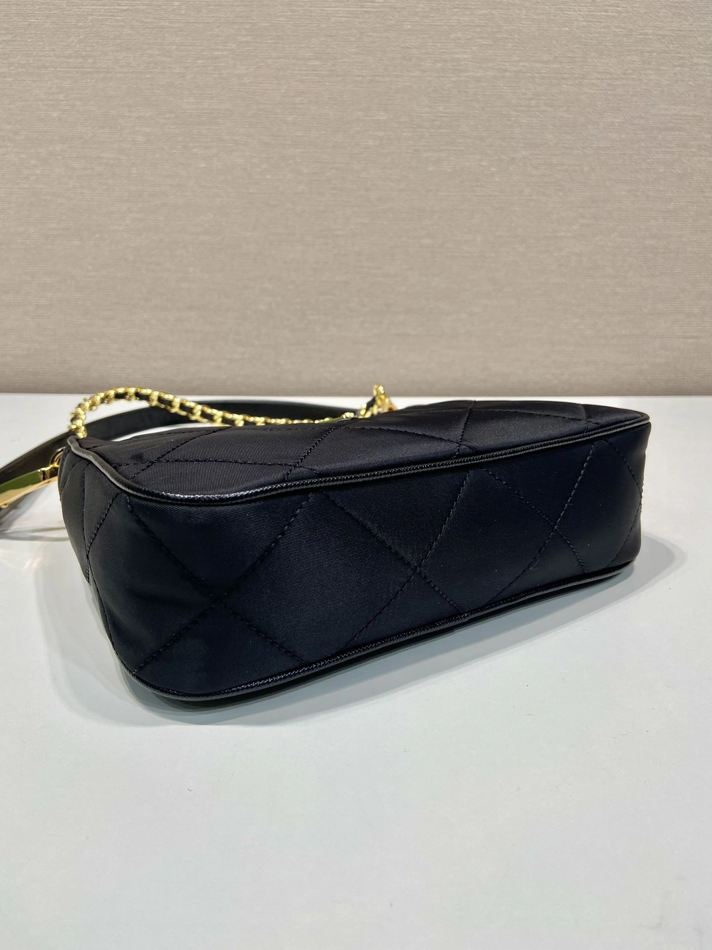 Prada Top Handle Bags 4099A-0725