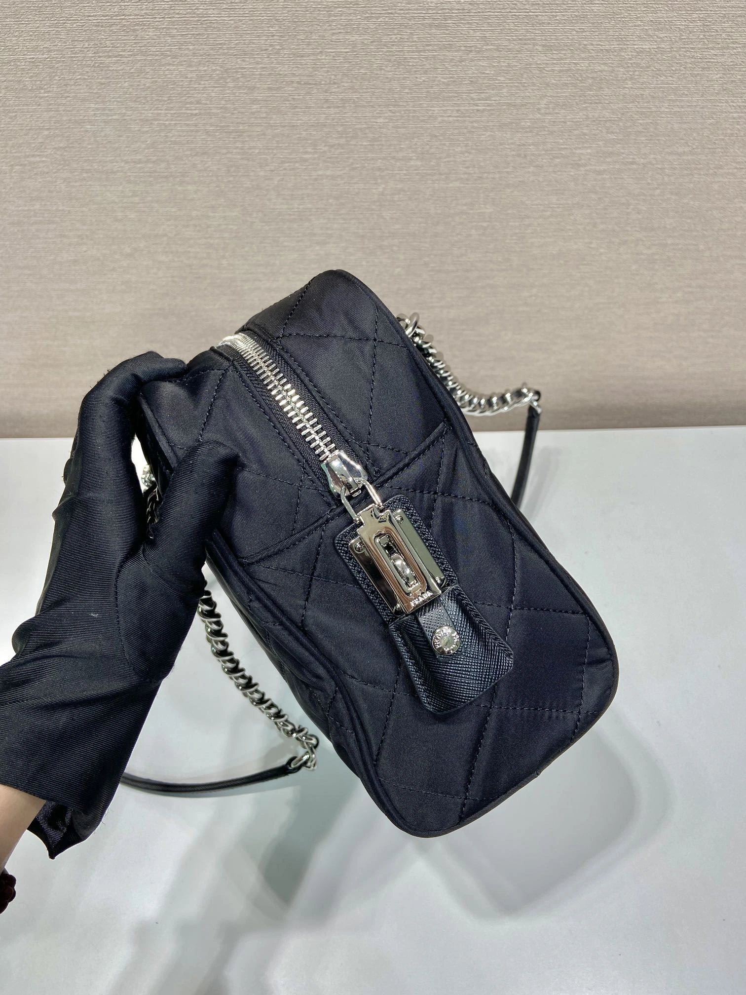 Prada Top Handle Bags 4099A-0730