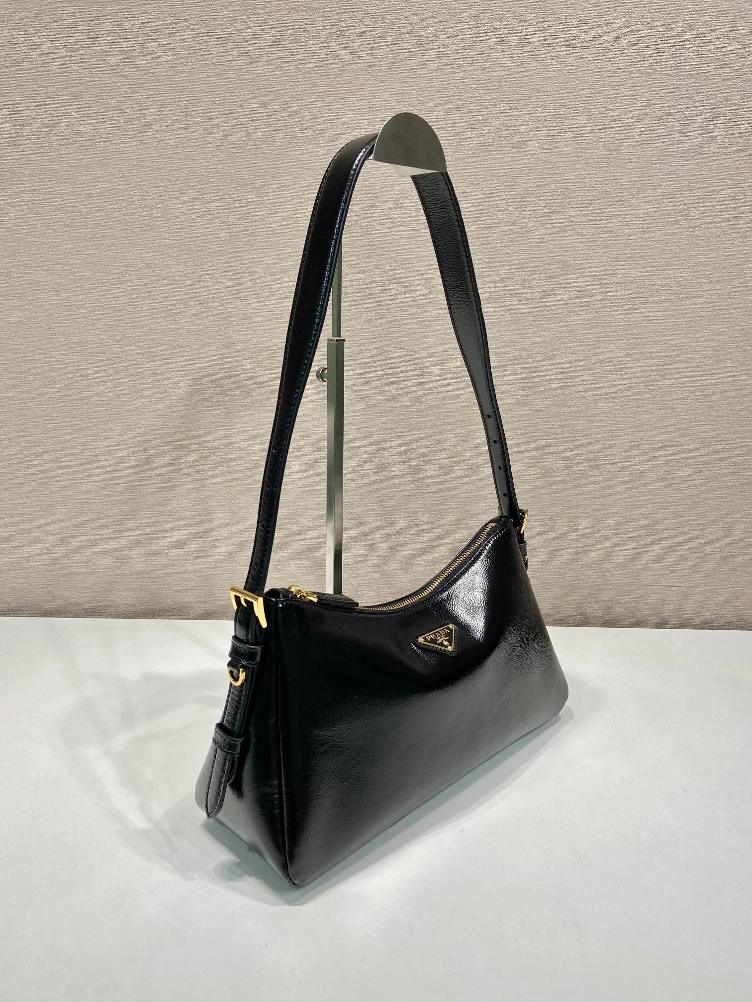 Prada Top Handle Bags 4099A-0731