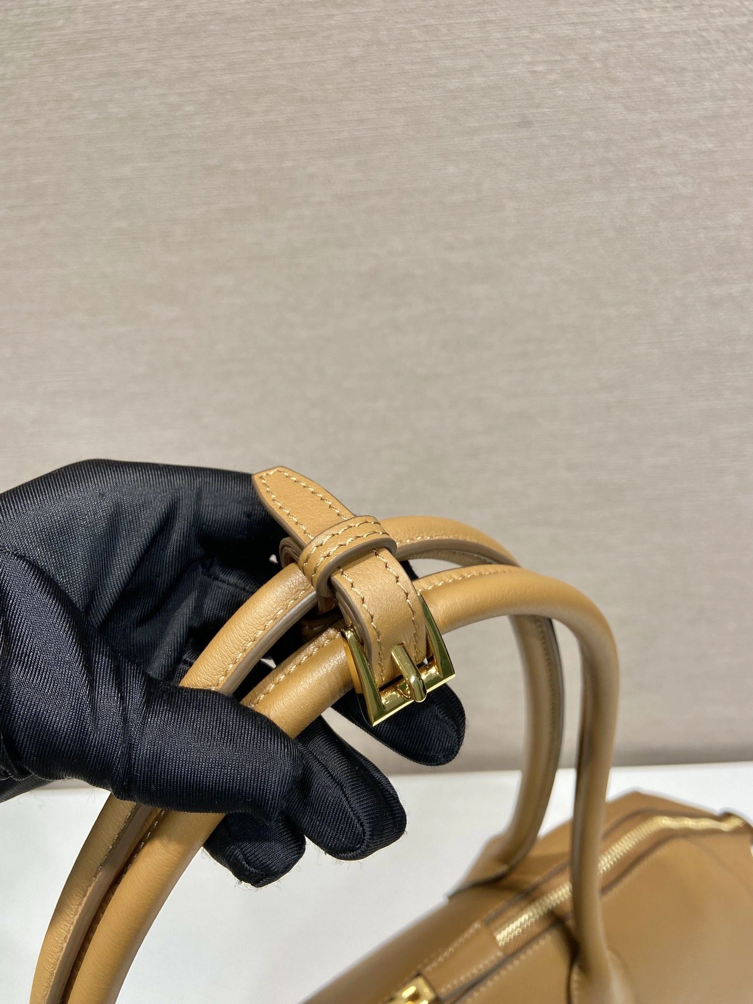 Prada Top Handle Bags 4099A-0737