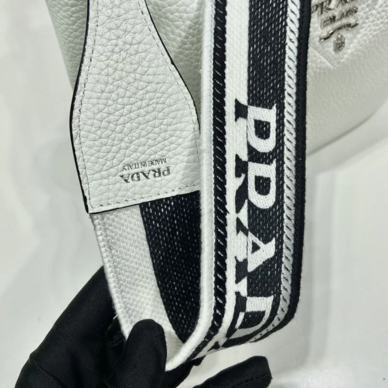 Prada Top Handle Bags 4099F-0004