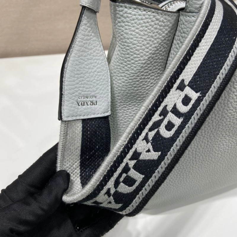 Prada Top Handle Bags 4099F-0008