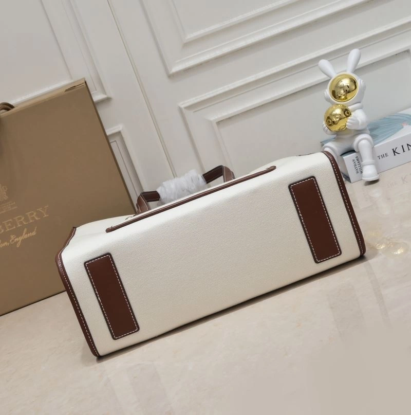 Burberry Shopping Bags 4101C-2766