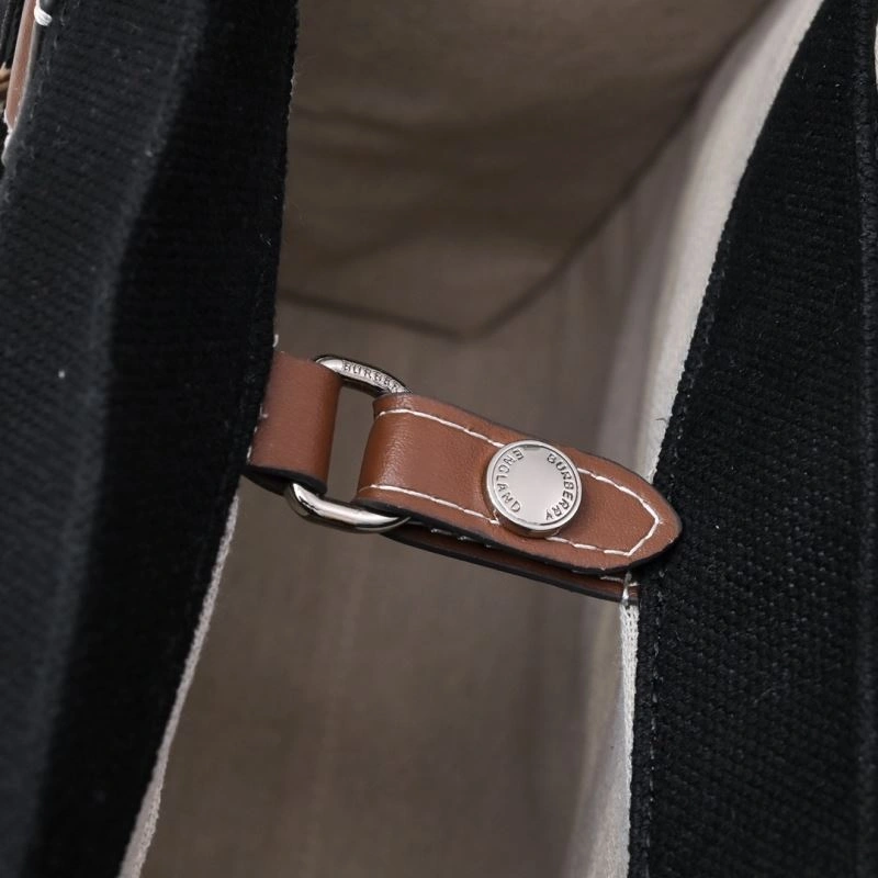 Burberry Shopping Bags 4101C-2768