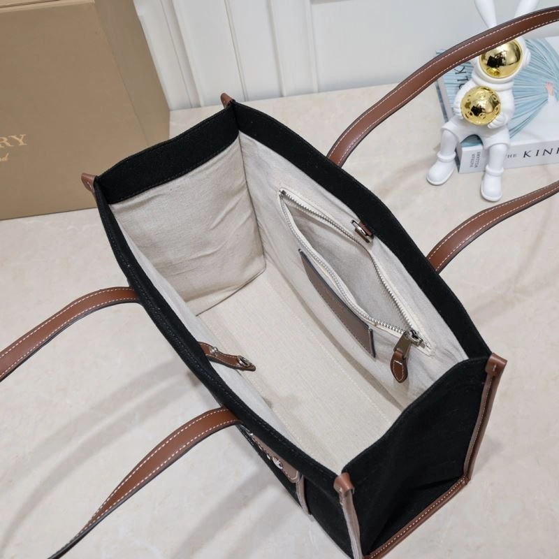 Burberry Shopping Bags 4101C-2768