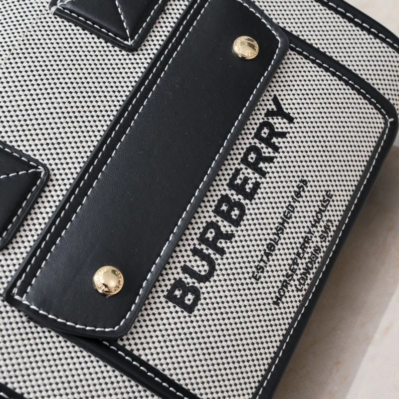 Burberry Shopping Bags 4101C-2770