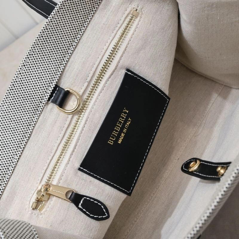 Burberry Shopping Bags 4101C-2771