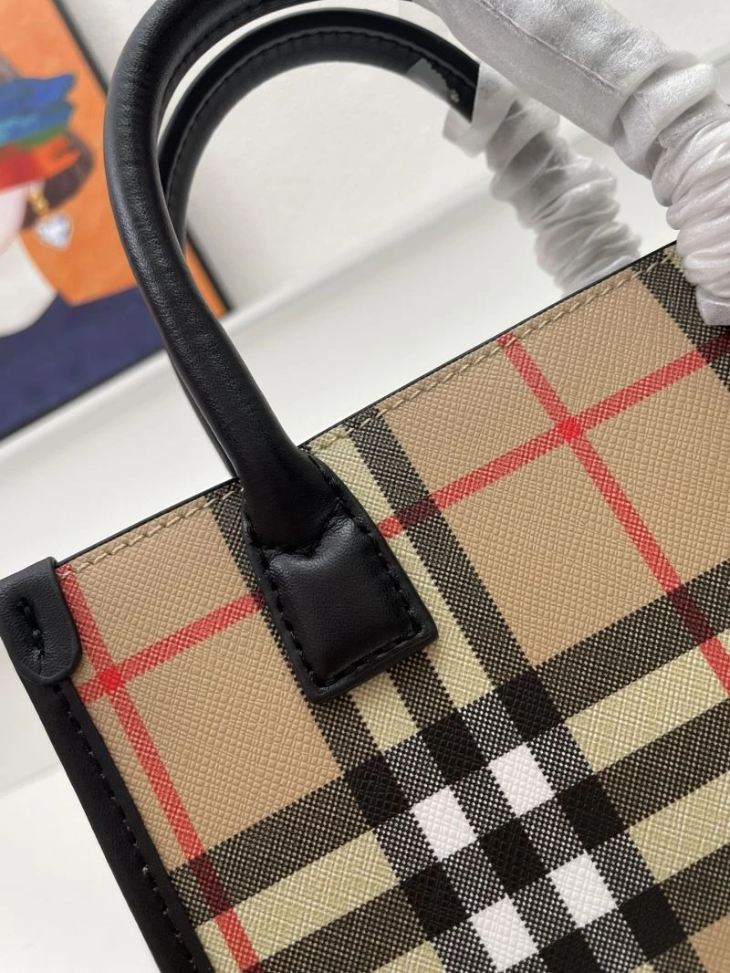Burberry Shopping Bags 4101C-3057