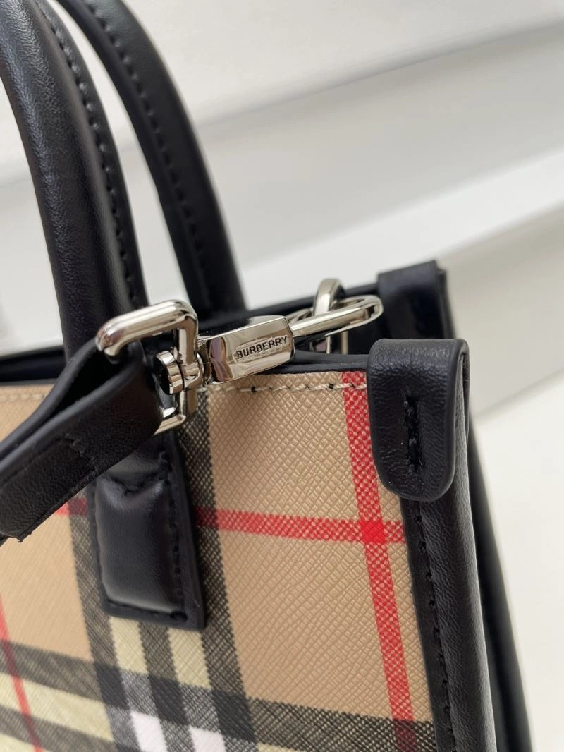 Burberry Shopping Bags 4101C-3057