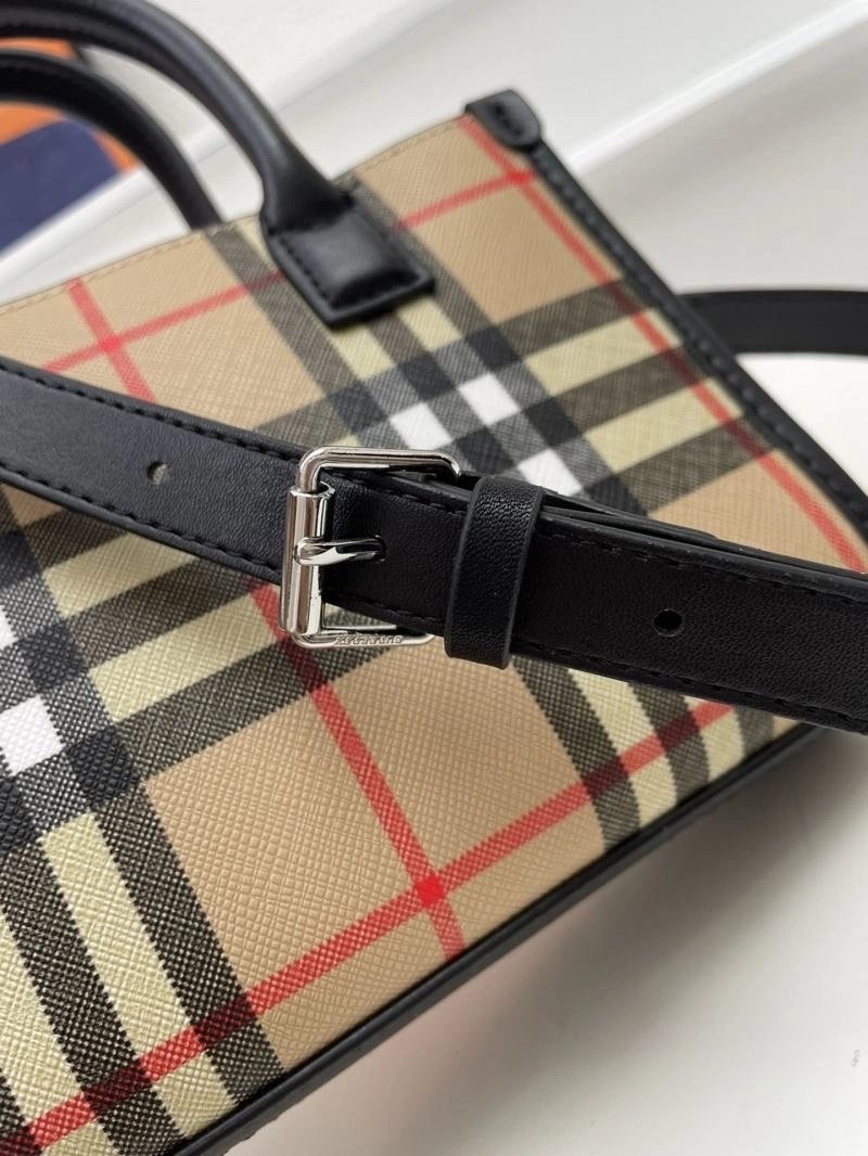 Burberry Shopping Bags 4101C-3057