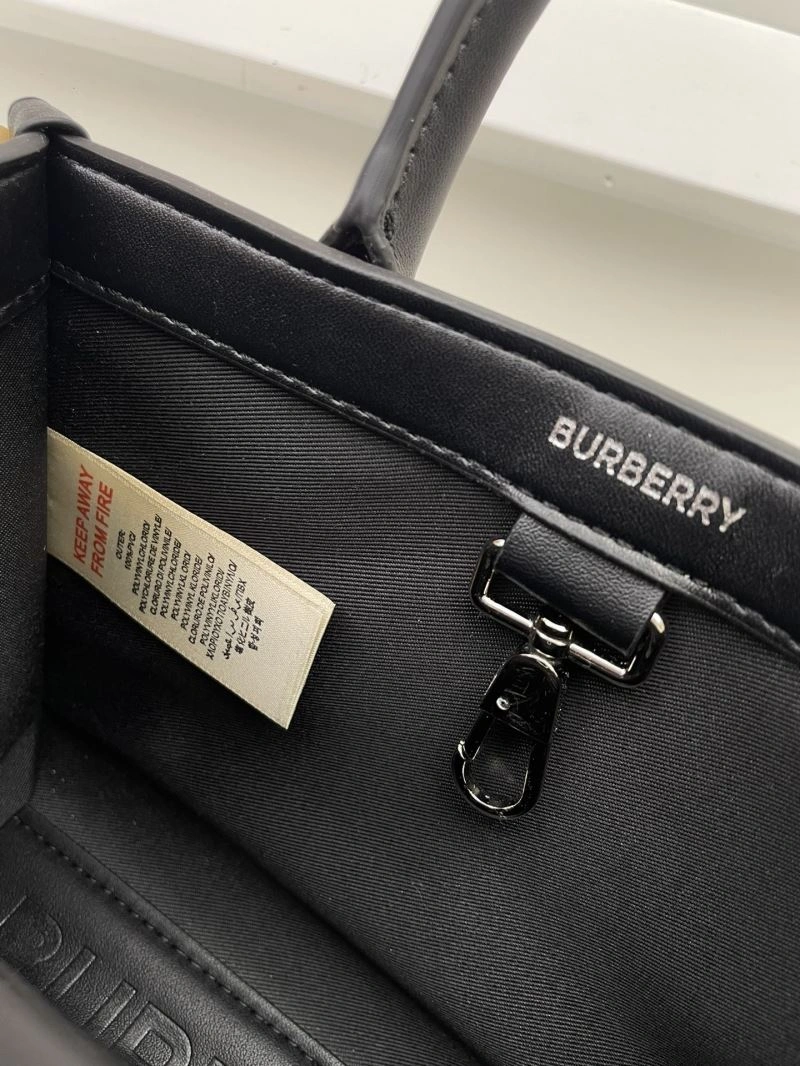 Burberry Shopping Bags 4101C-3057