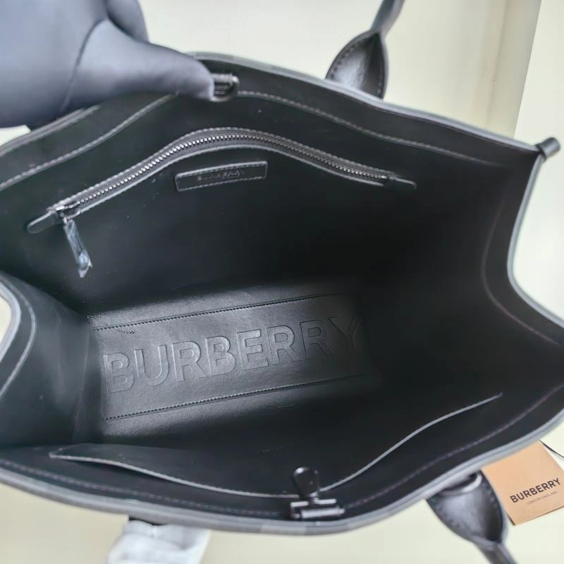 Burberry Shopping Bags 4115-0006