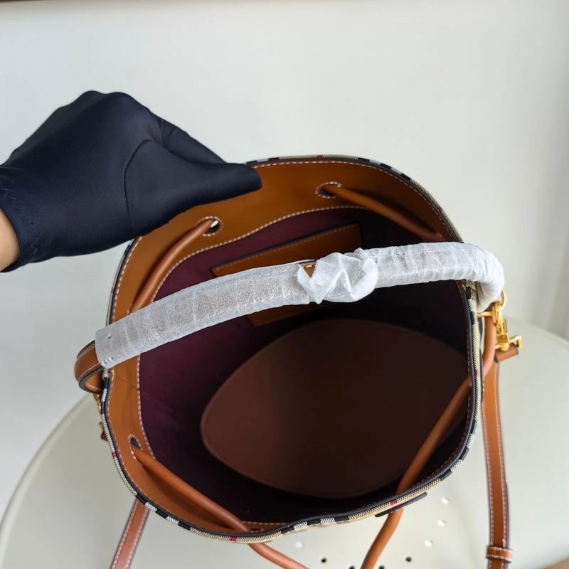Burberry Bucket Bags 4115-0024