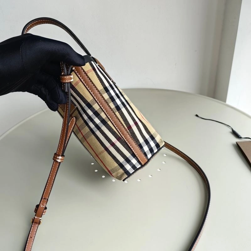 Burberry Bucket Bags 4115-0025