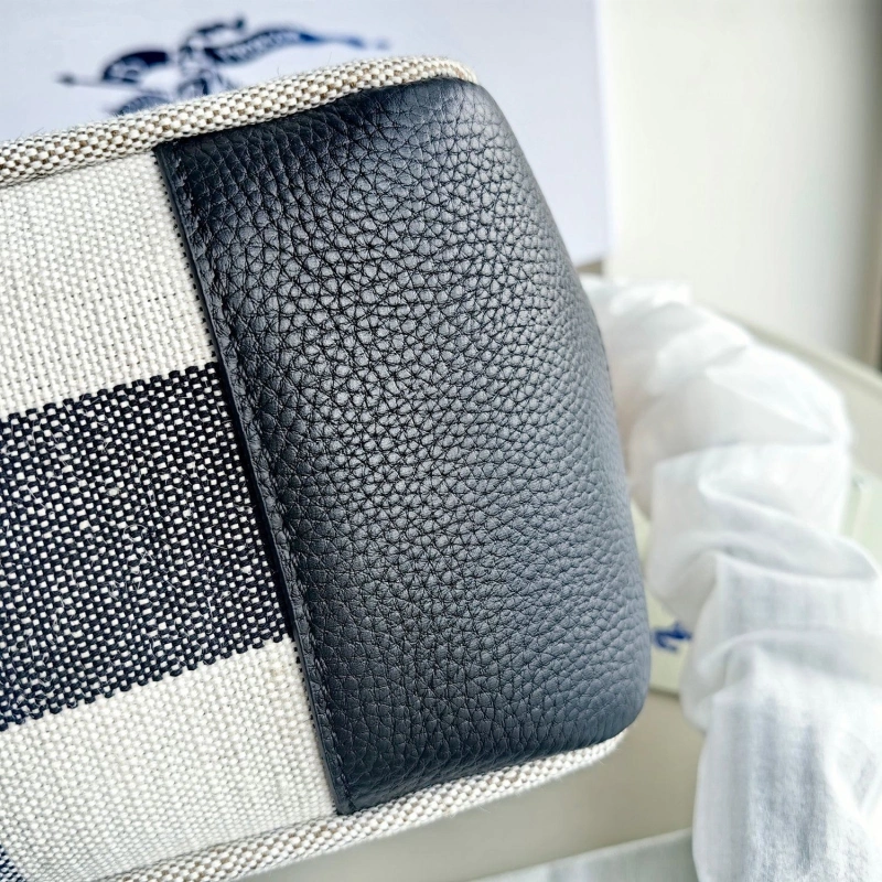 Burberry Satchel Bags 4115A-0003