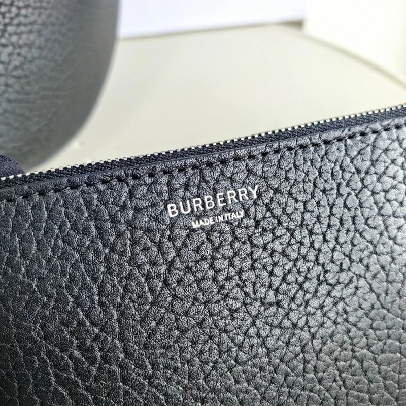 Burberry Top Handle Bags 4115A-0007