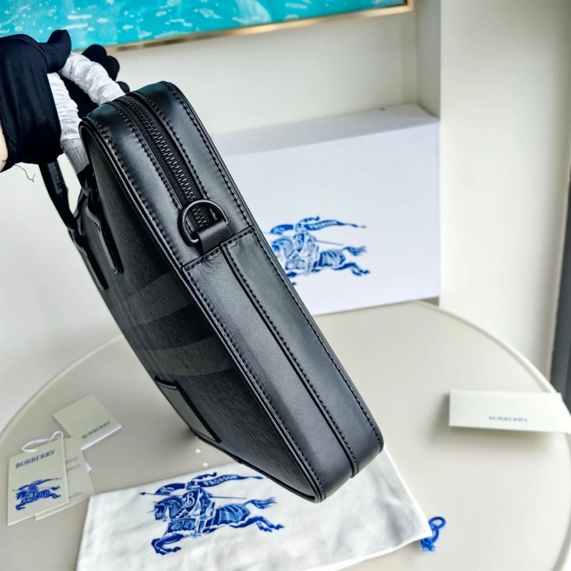 Mens Burberry Briefcases 4115A-0037