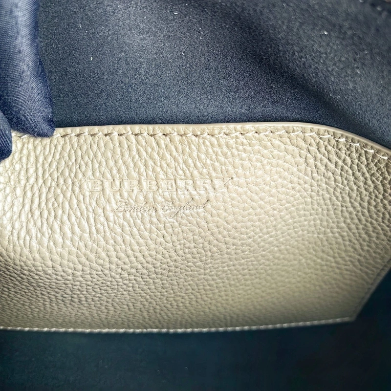 Burberry Wallets 4115A-0041