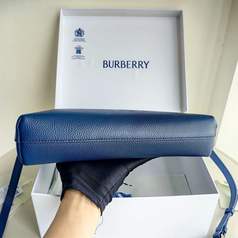 Burberry Wallets 4115A-0042