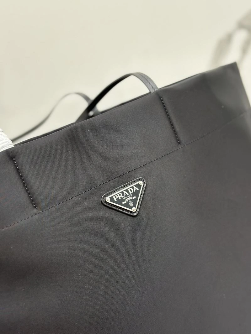 Prada Shopping Bags 4135A-0250