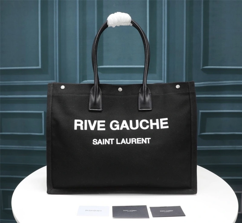 Burberry Shopping Bags 4140-0098