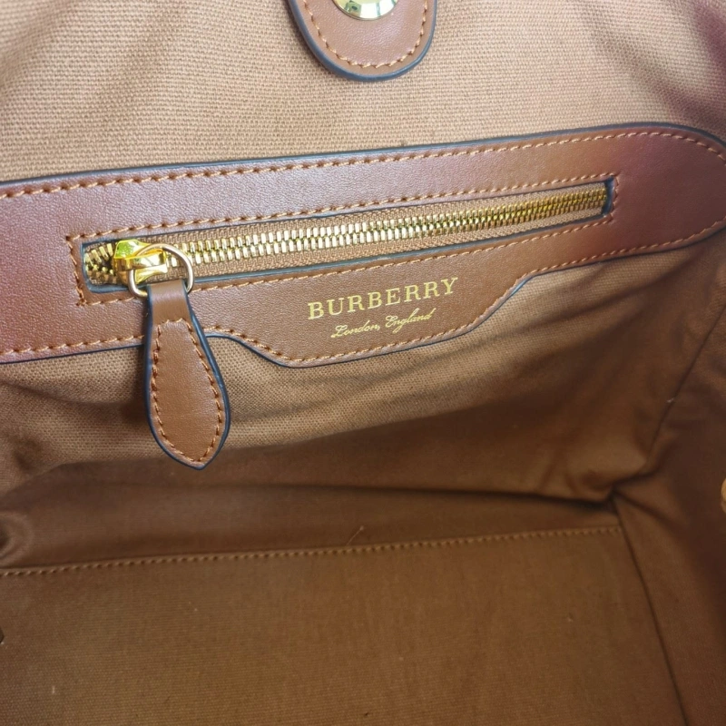 Burberry Shopping Bags 4140-0146