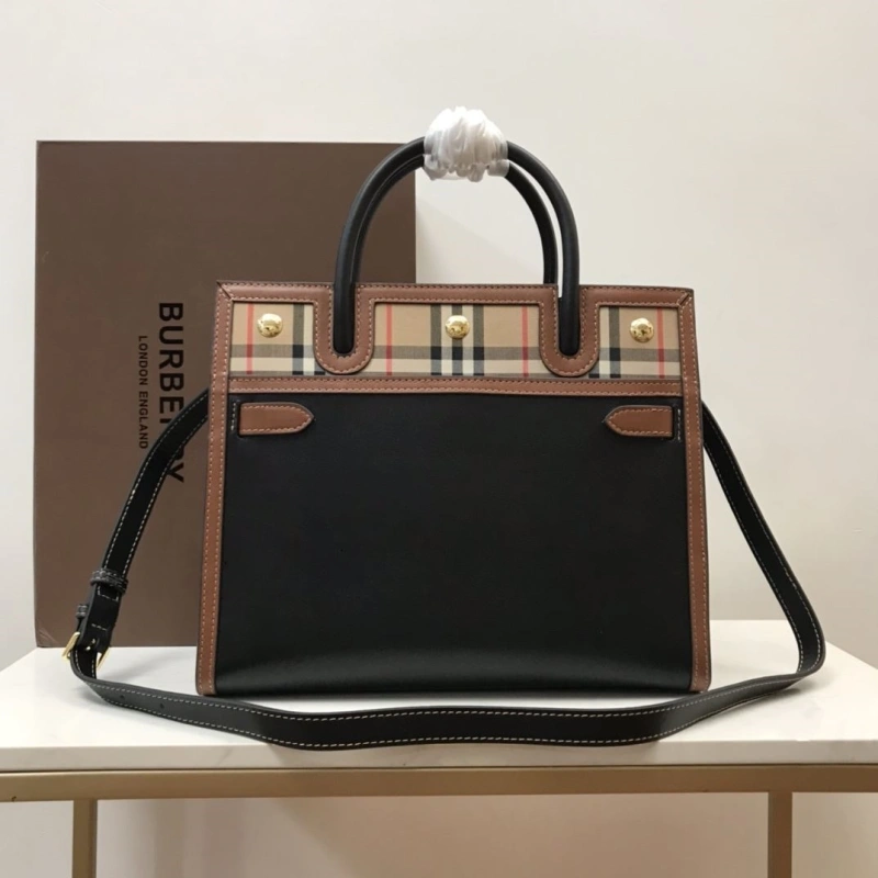 Burberry Shopping Bags 4140-0362