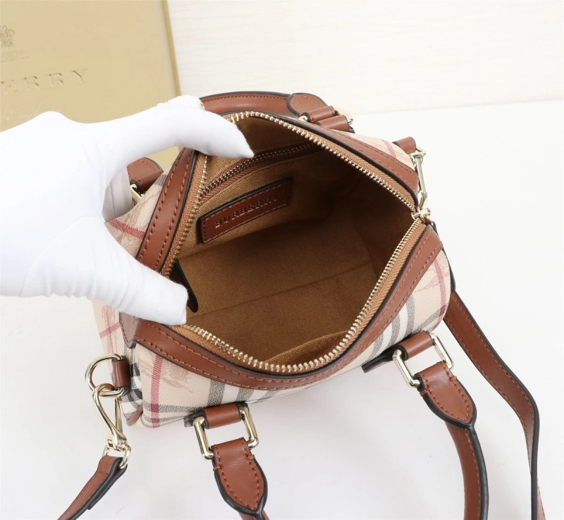 Burberry Speedy Bags 4140-0395