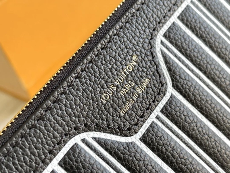 LV Shopping Bags 4171A-0012