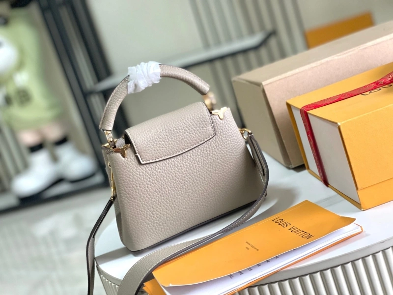 LV Capucines Bags 4171D-0102