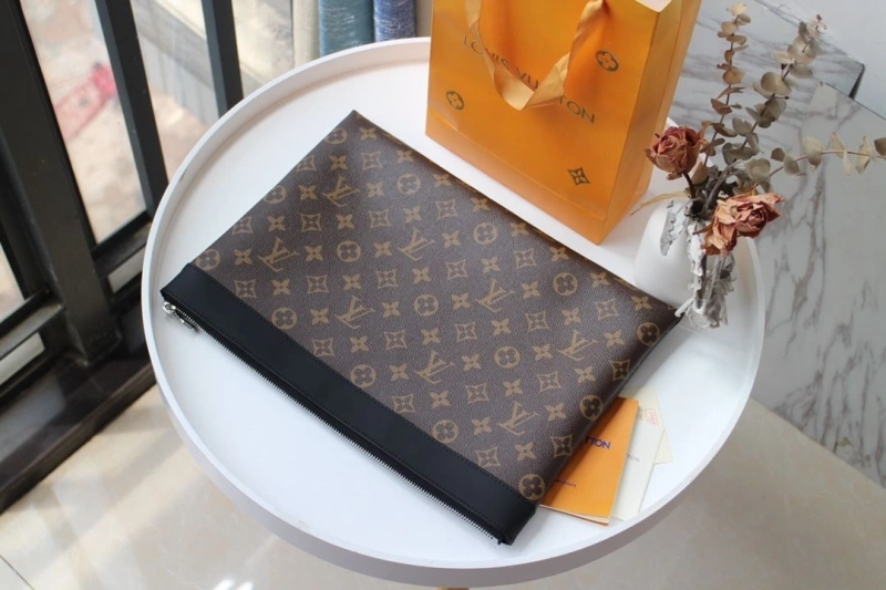 LV Wallets 4178A-0001
