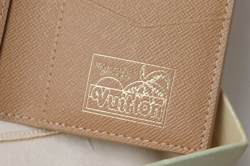 LV Wallets 4178A-0007