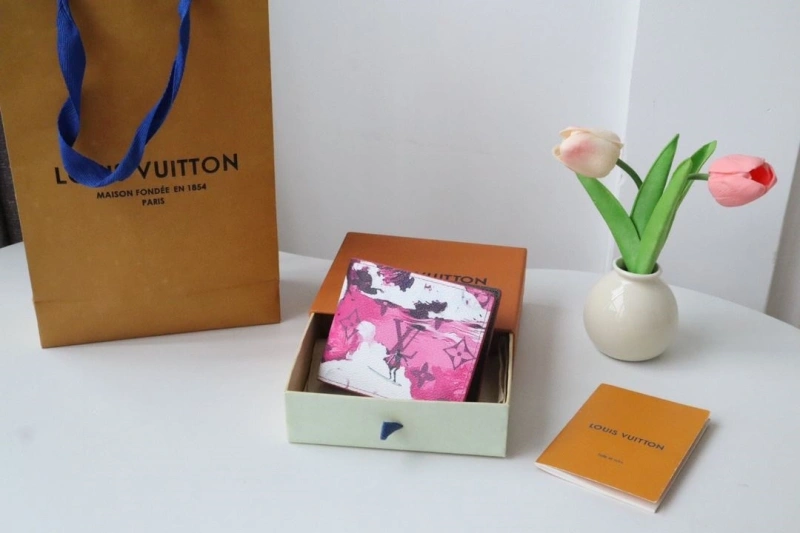 LV Wallets 4178A-0009