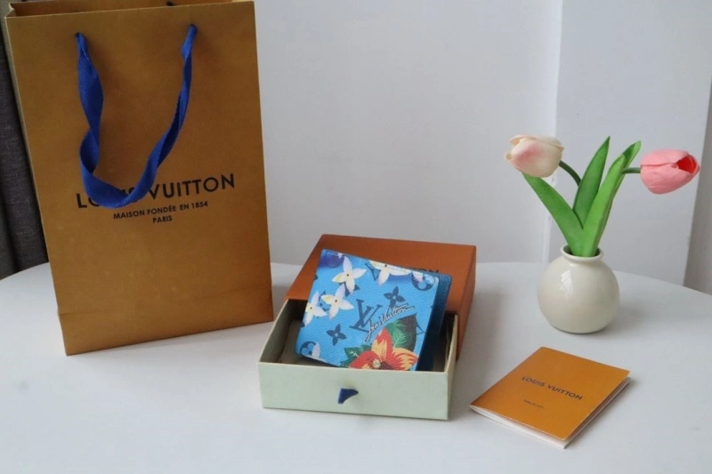 LV Wallets 4178A-0011