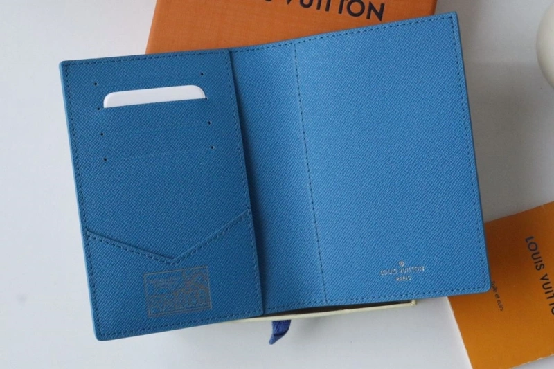 LV Wallets 4178A-0015