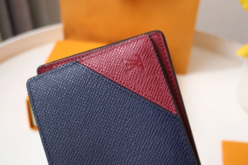 LV Wallets 4178A-0027