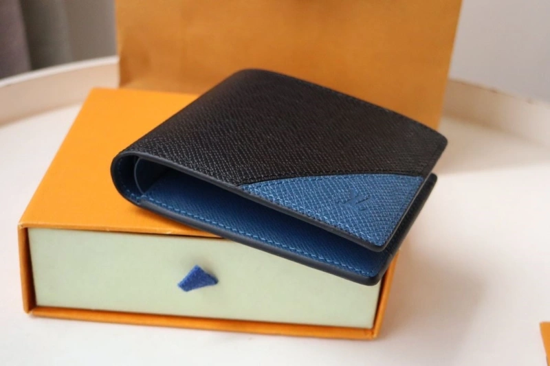 LV Wallets 4178A-0028