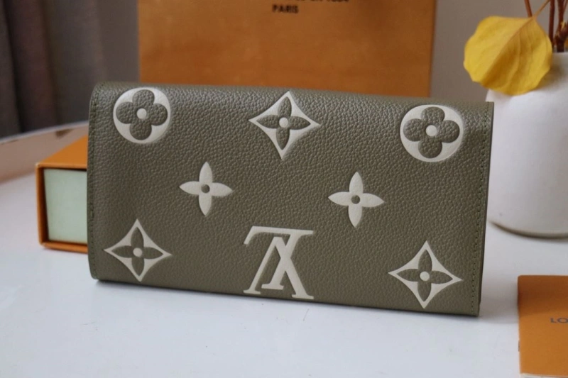 LV Wallets 4178A-0046