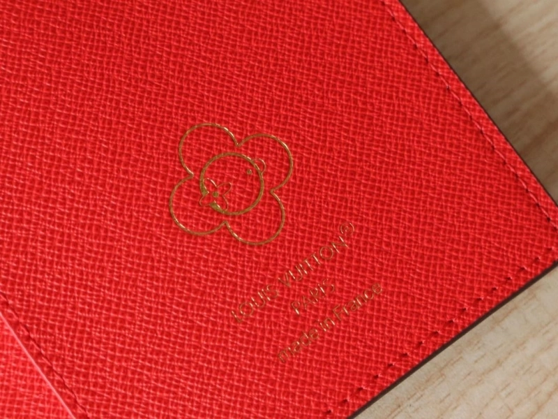 LV Wallets 4178A-0047