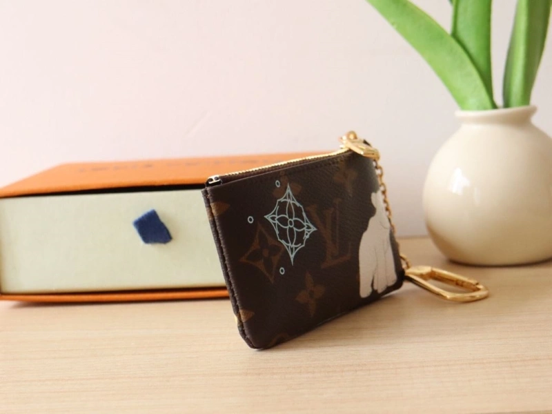 LV Wallets 4178A-0048