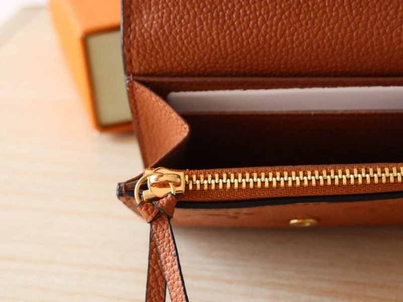 LV Wallets 4178A-0051