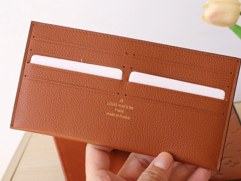 LV Wallets 4178A-0055