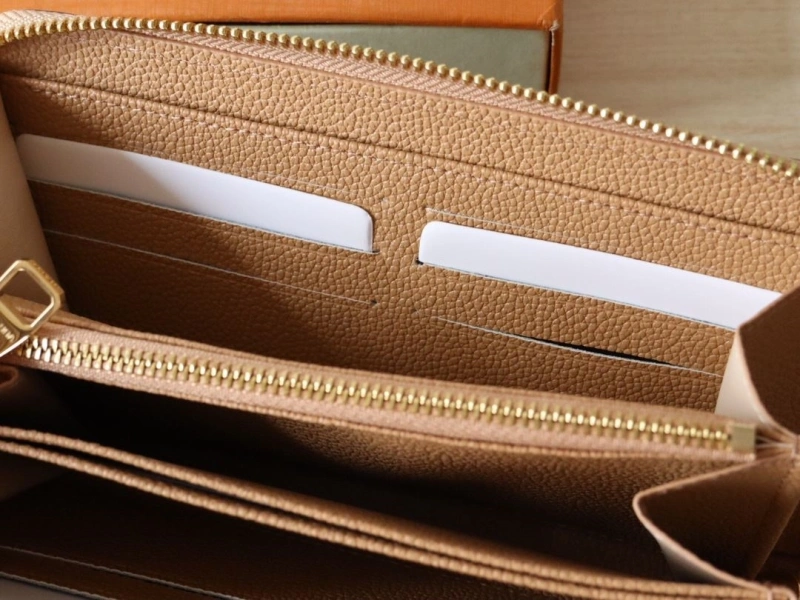 LV Wallets 4178A-0057